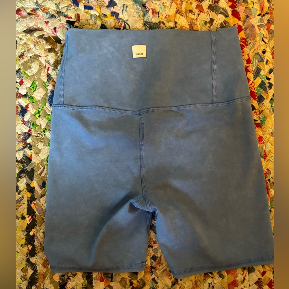 vuori brand new workout shorts